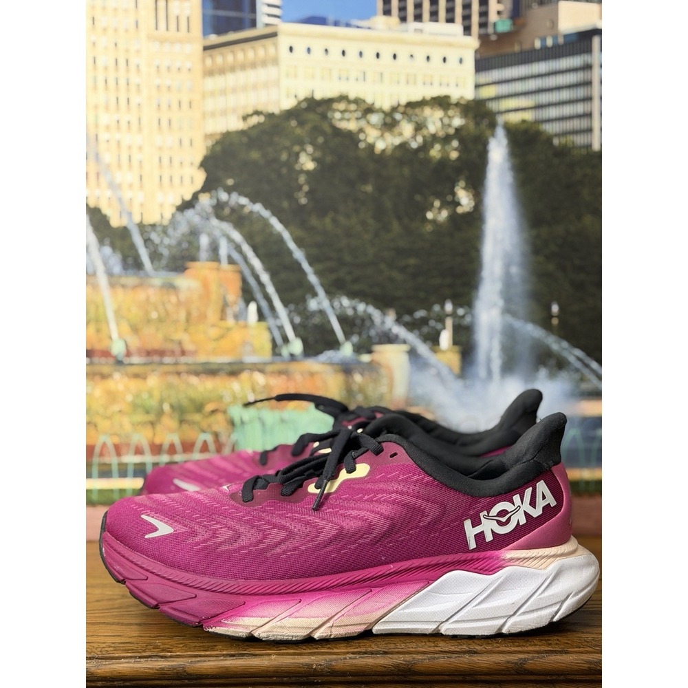 Size 9 - Hoka One One HOKA Arahi 6 Festival Fuchsia W
